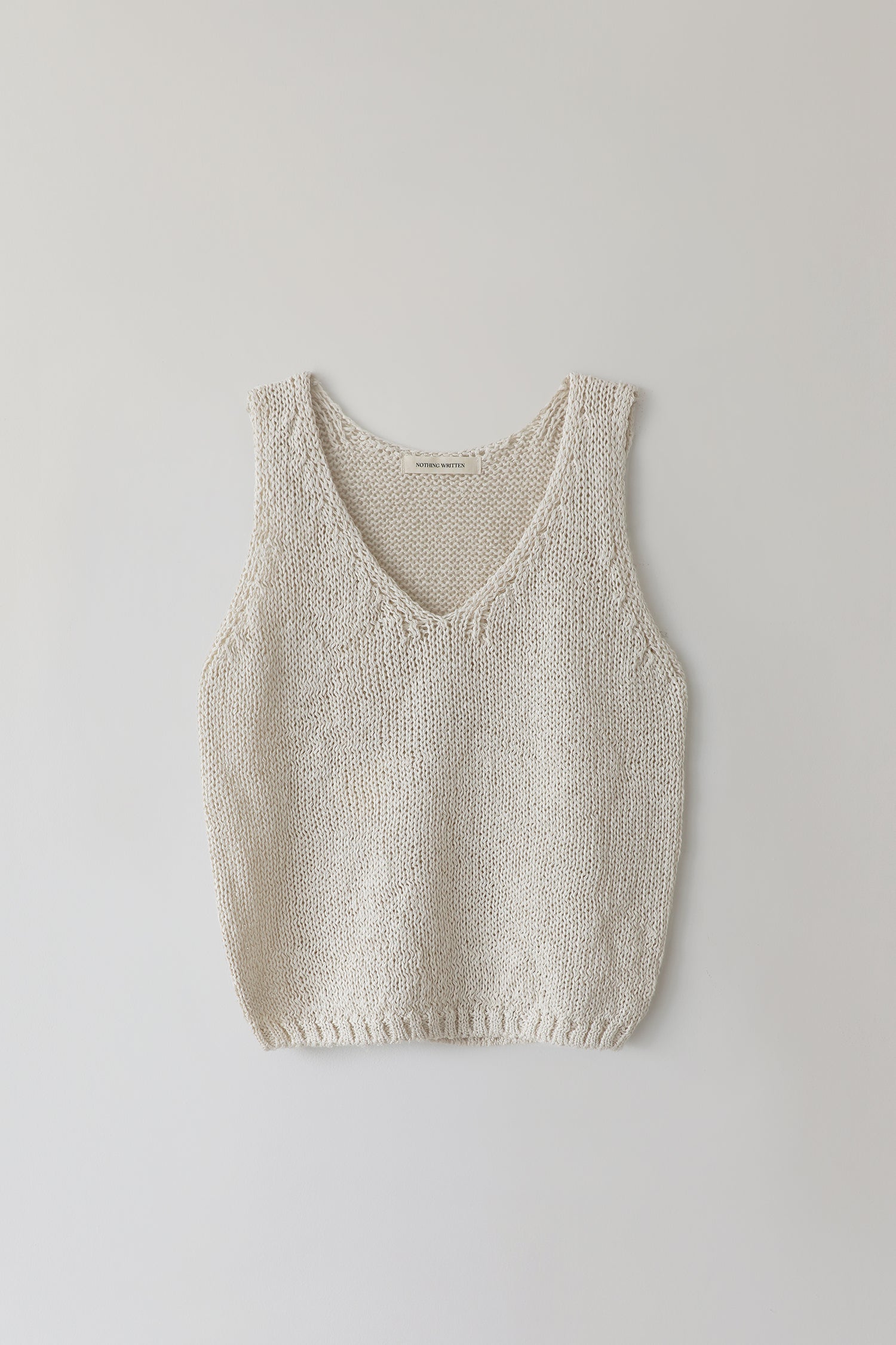 [N*thing Writt*n] Bamboo v-neck sleeveless knit - Weekdayslulu