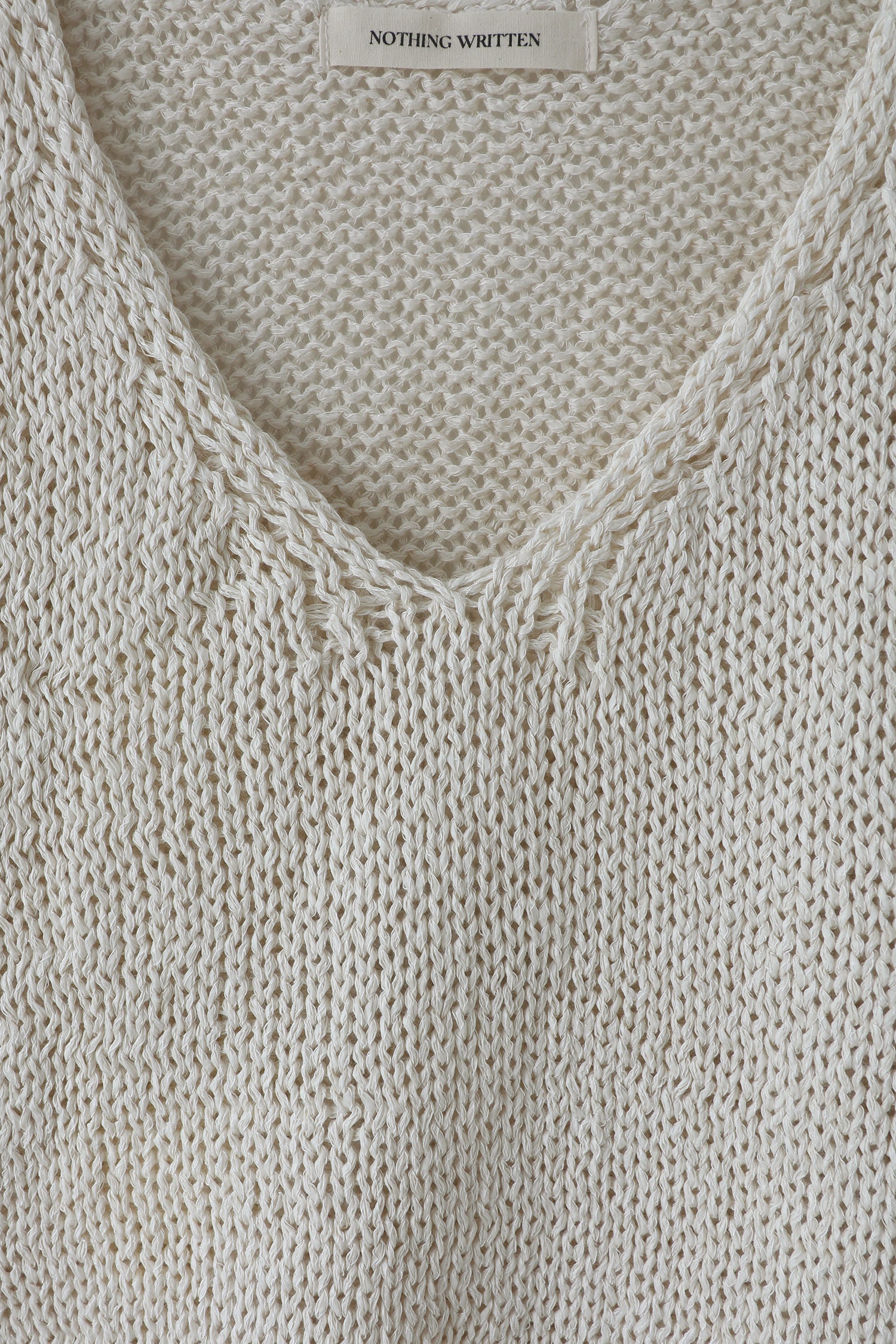 [N*thing Writt*n] Bamboo v-neck sleeveless knit - Weekdayslulu