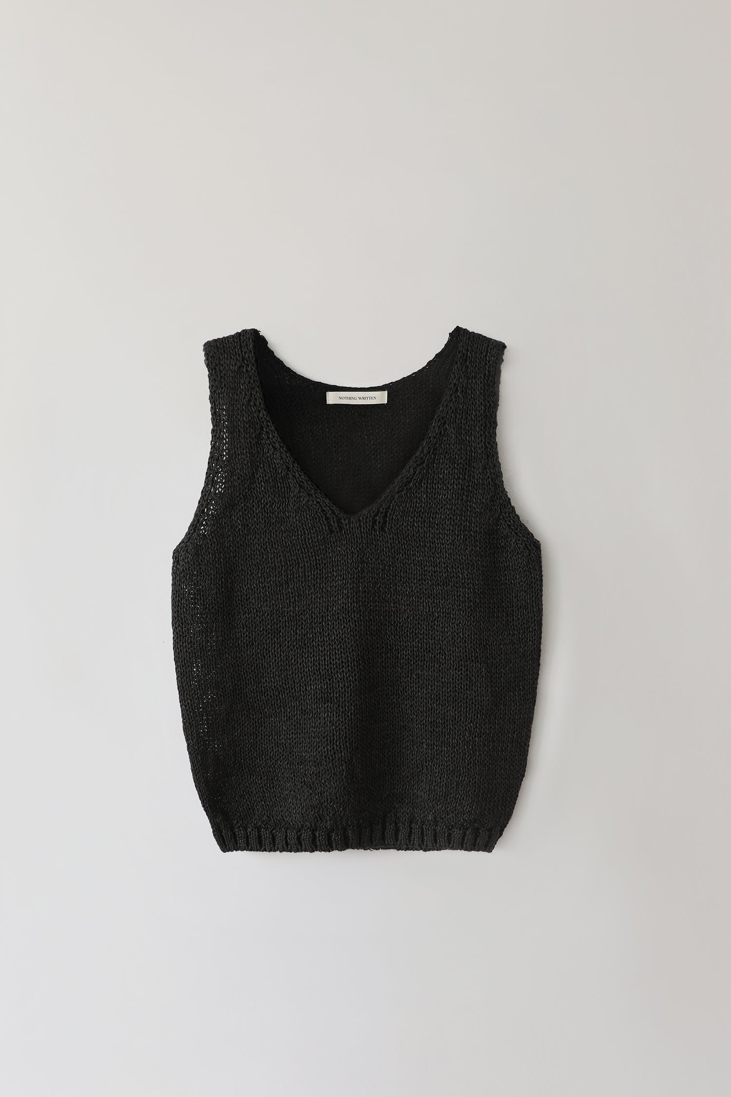 [N*thing Writt*n] Bamboo v-neck sleeveless knit - Weekdayslulu