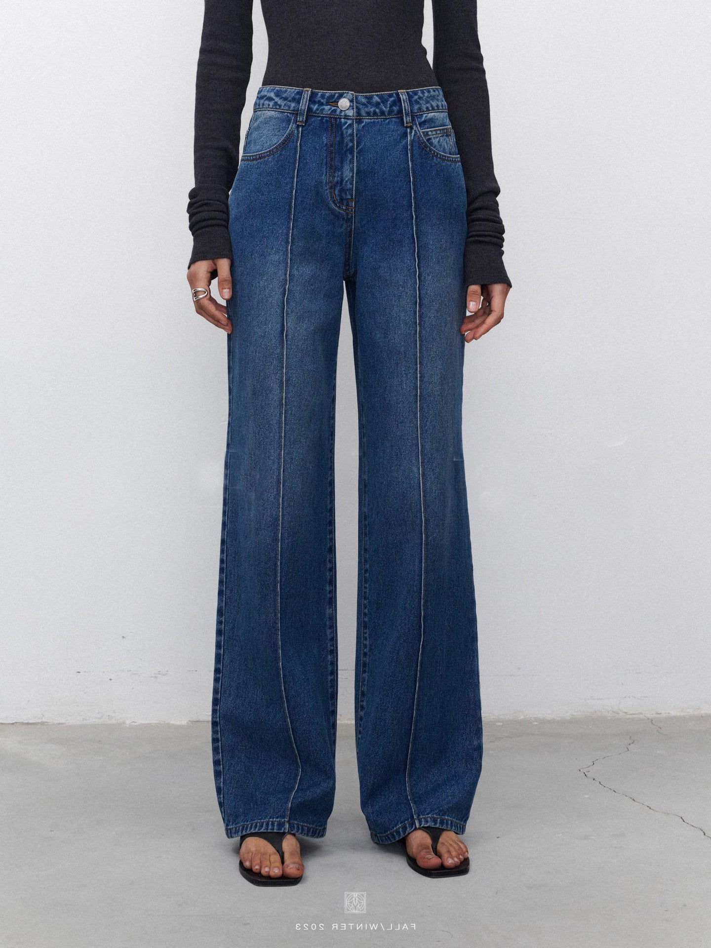 [Th* R*w] Retro Wide-Leg Straight Jeans - Weekdayslulu