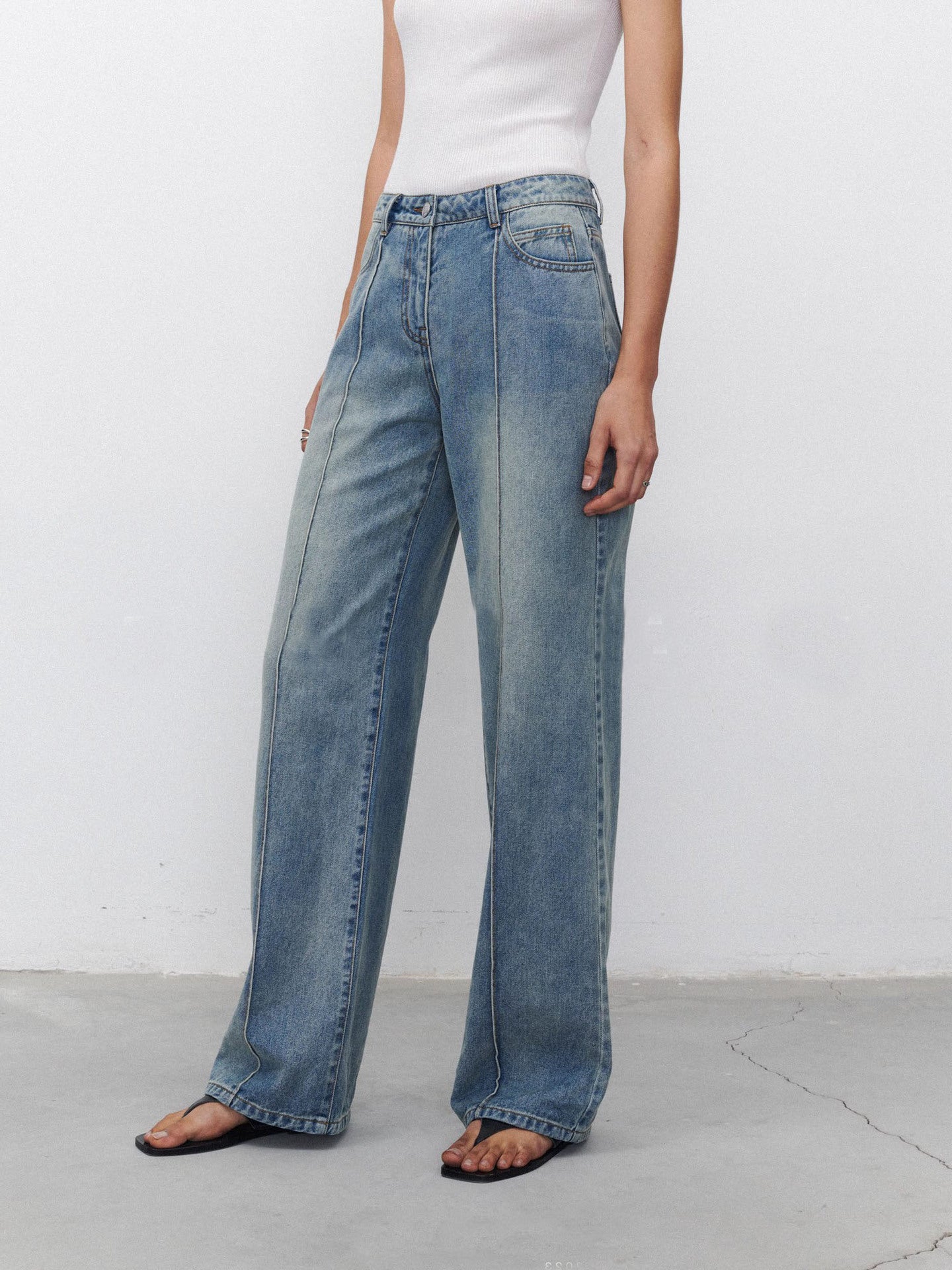 [Th* R*w] Retro Wide-Leg Straight Jeans - Weekdayslulu